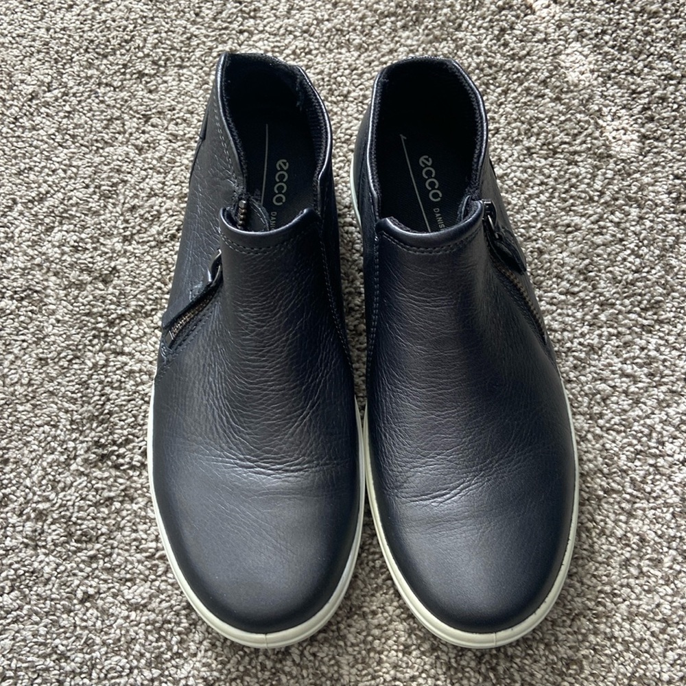 ECCO Soft 6 Side Zip Black Leather Ankle Boots Booties Shoes | Women’s Size 6